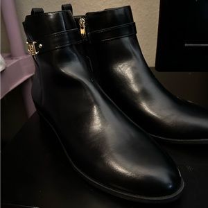 Liz Claiborne Womens Ringwood Stacked Heel Booties